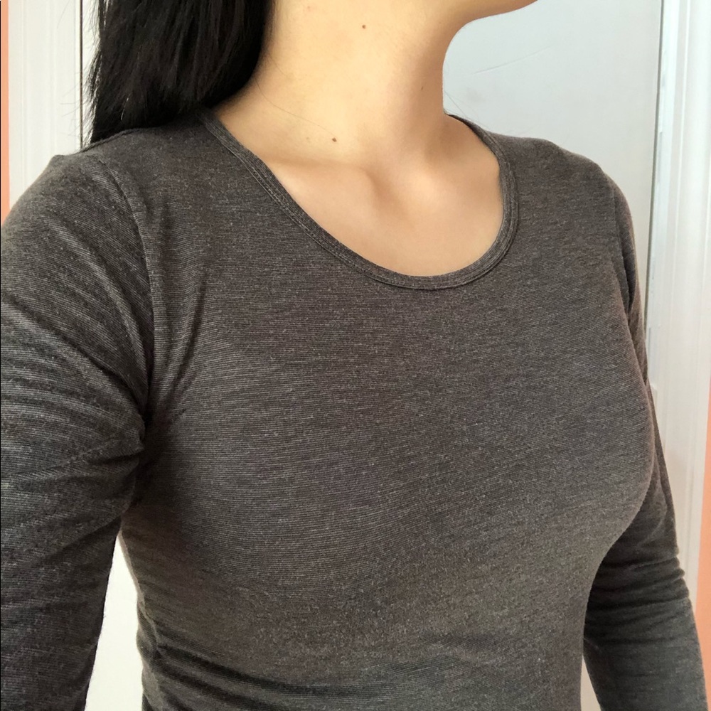 ‼️One left‼️Small Heattech Long-Sleeve